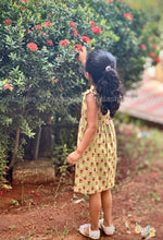 Sage Bloom – Floral cotton frock