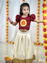 Ponmalar - Hand Embroidered Pookolam Set