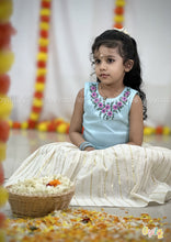 Vennilla - Hand Embroidered Ethnic Set
