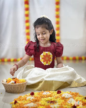 Ponmalar - Hand Embroidered Pookolam Set