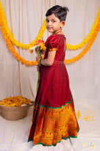 Semmalar – Hand embroidered long gown